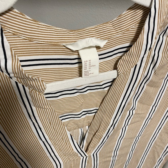 H&M Tunic - Picture 3 of 3